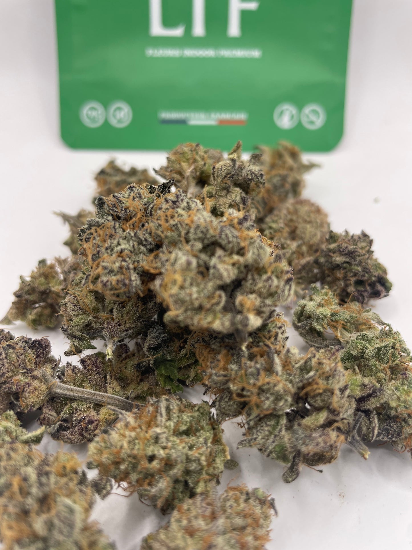 Medium Buds - Grape Soda