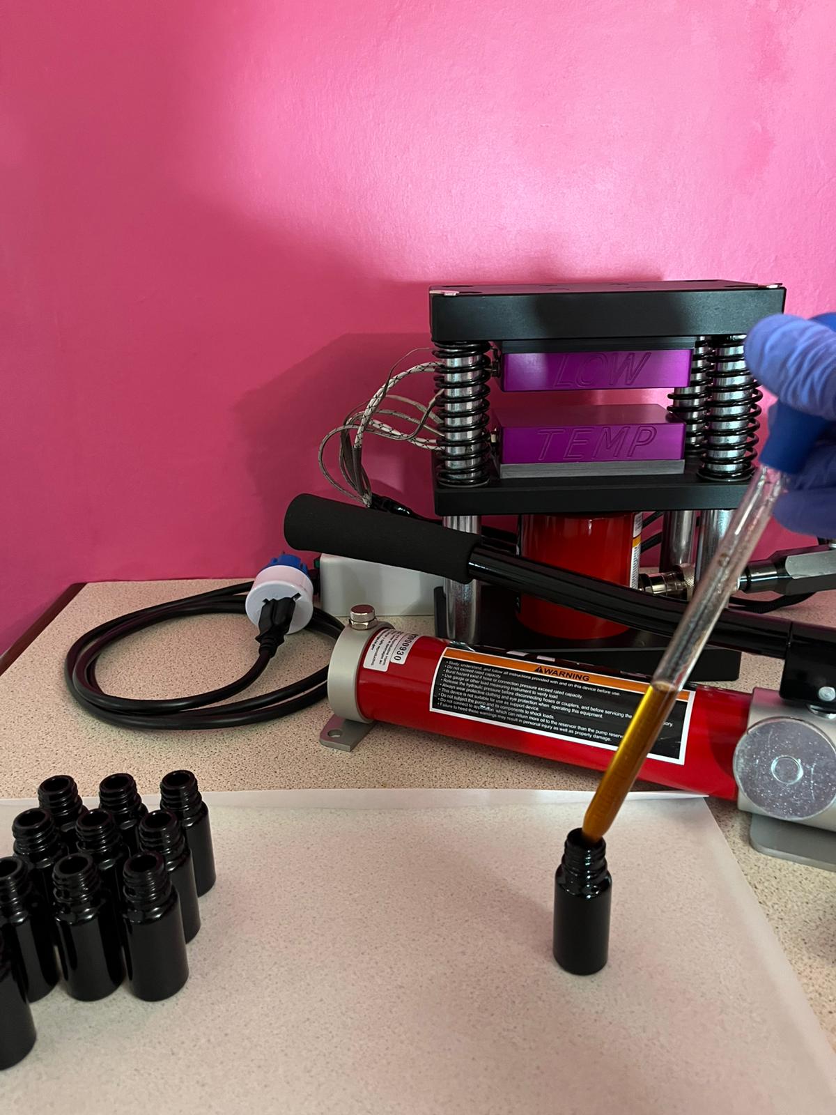 Huile CBD sublinguale – Lemon Macaron 5 % & 10 %